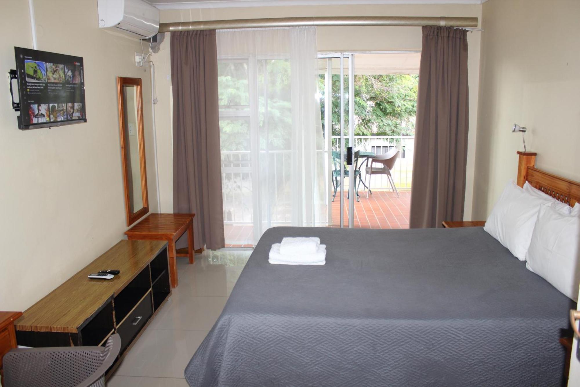 Purple Olive Guest House Pretoria Exterior photo