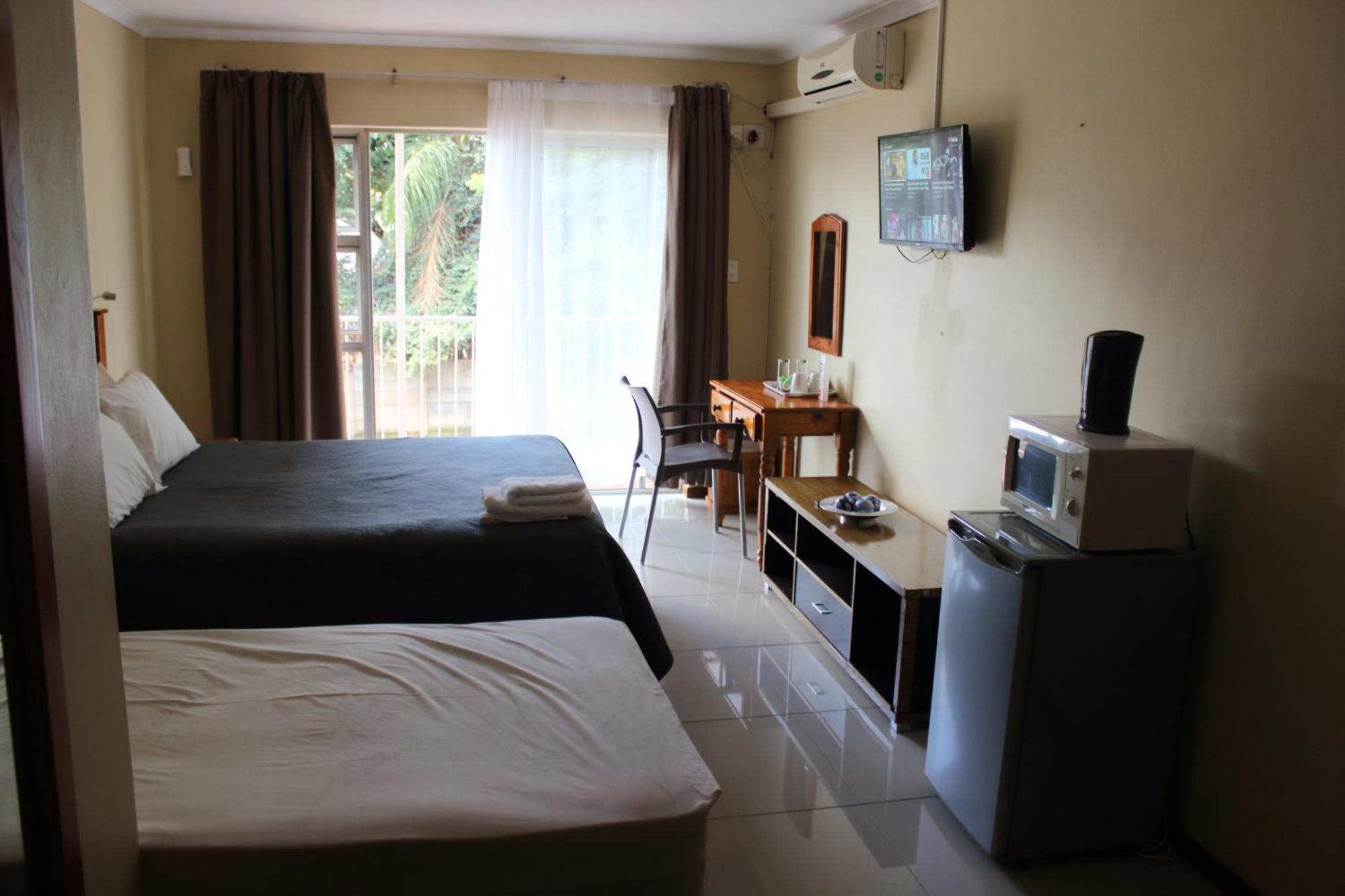 Purple Olive Guest House Pretoria Exterior photo